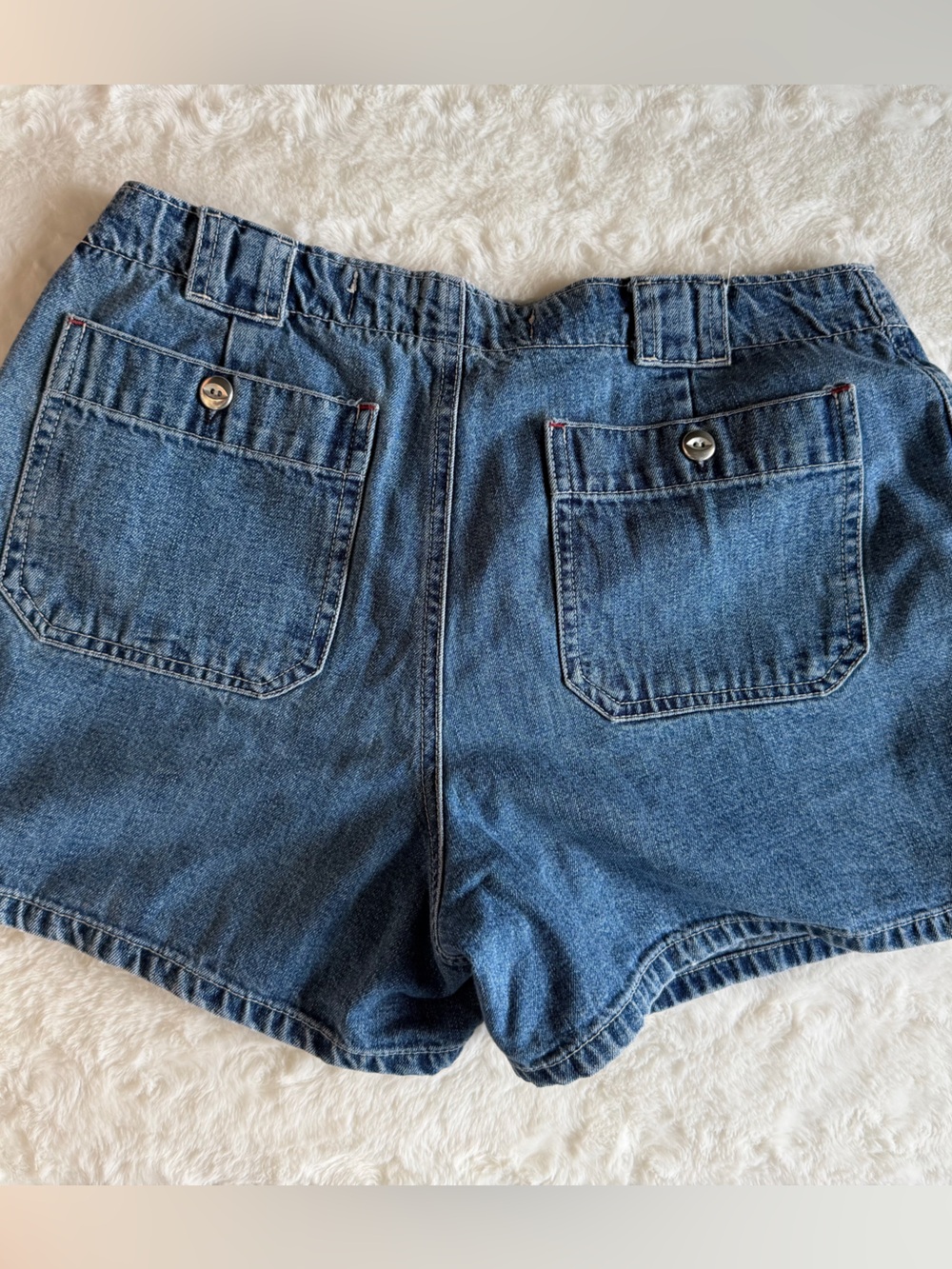 Gap Vintage Denim Women’s Shorts - Picture 2 of 5